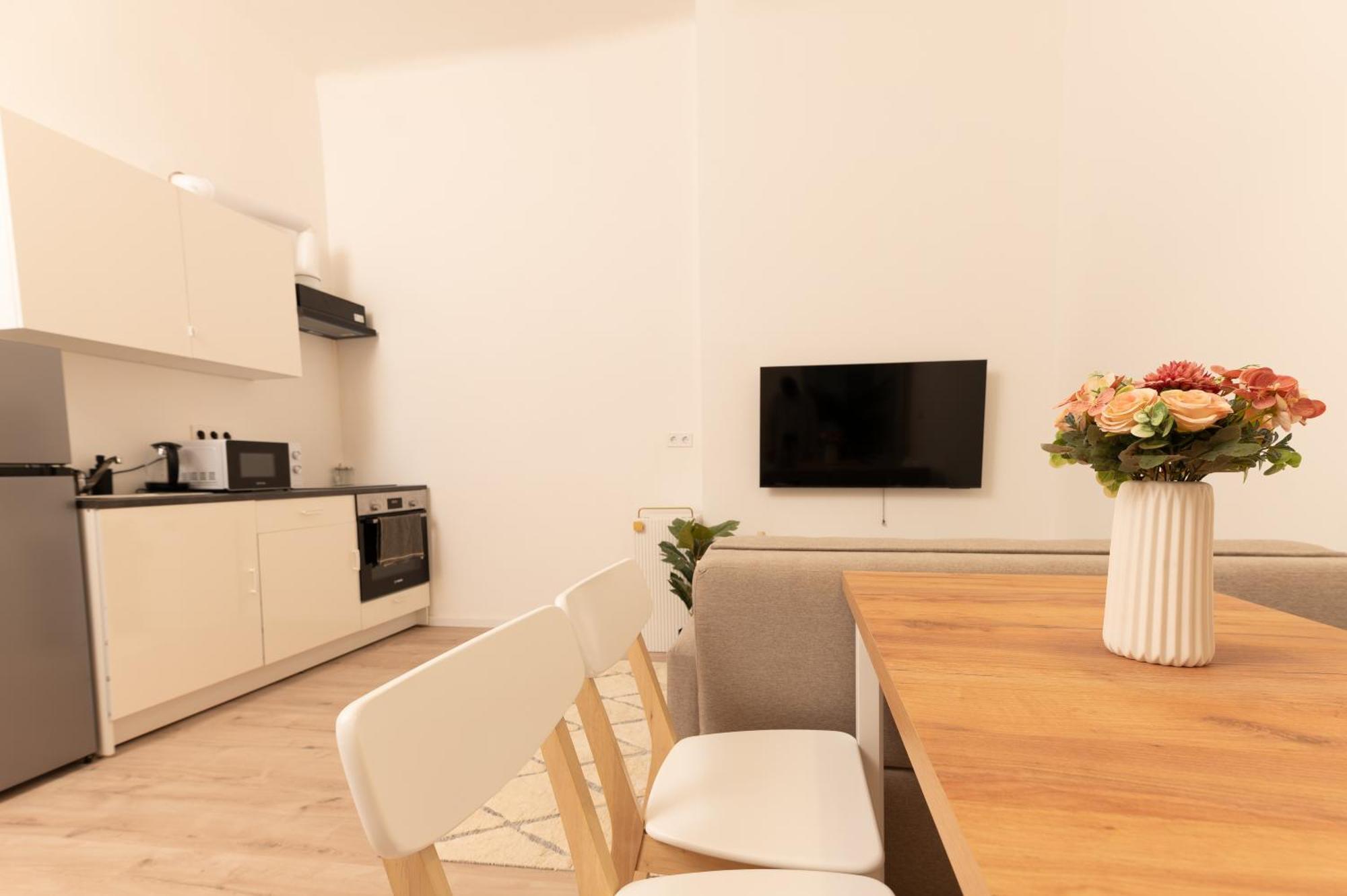 Superior N' Cozy Mozsar 6 In The Heart Of