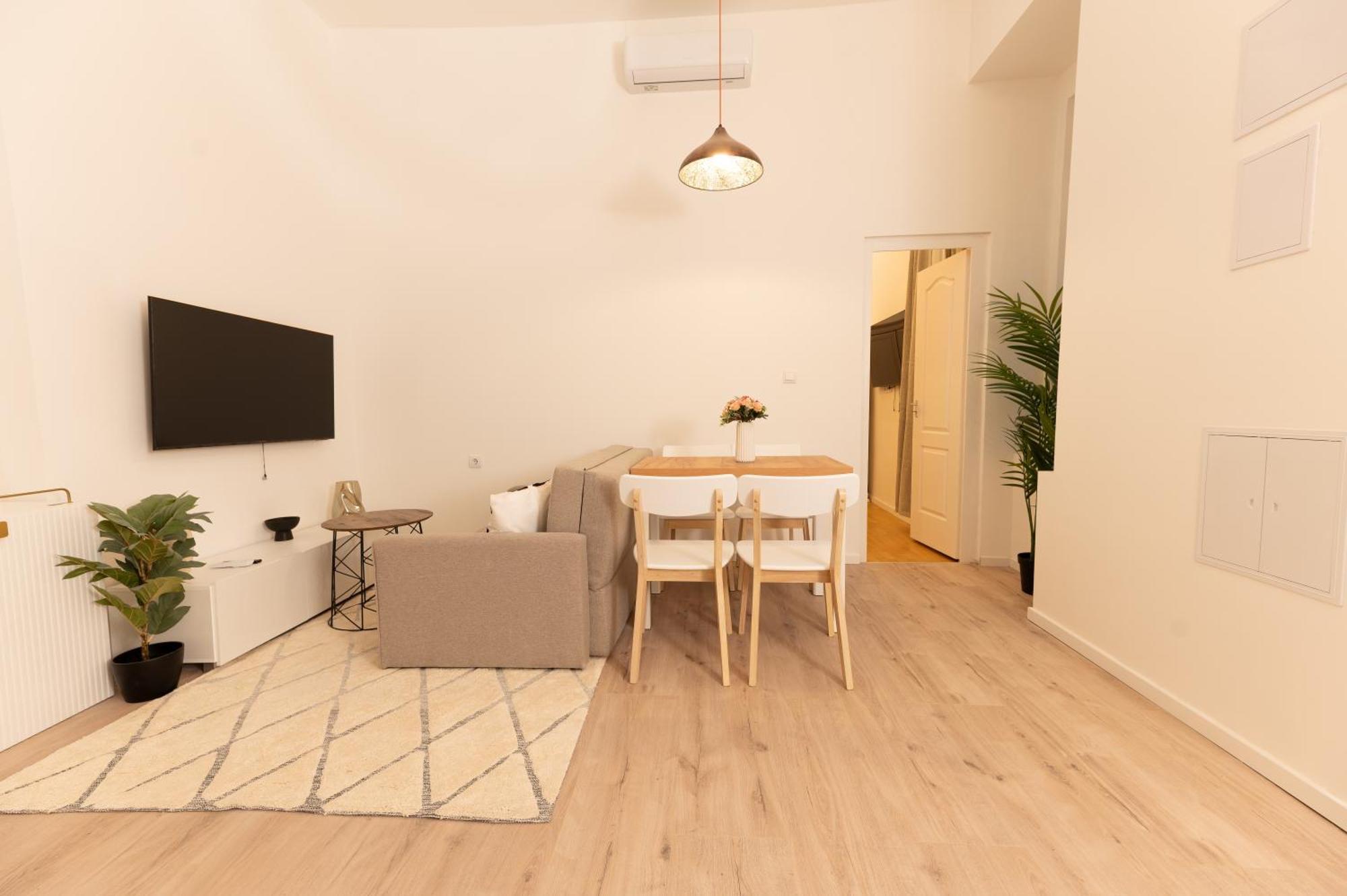 Apartment Superior N' Cozy Mozsar 6 In The Heart Of Budapest