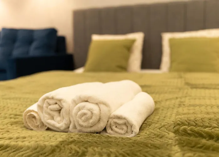 Superior N\' Cozy Mozsar 6 Suite In The Heart Of Budapest
